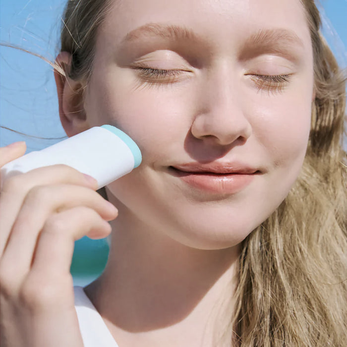 Hyalu-Cica Silky-Fit Sun Stick 20g - SKIN1004