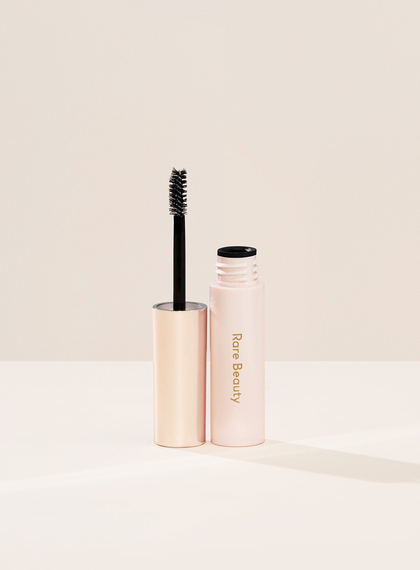 Brow Harmony Flexible Lifting Gel
Rare Beauty